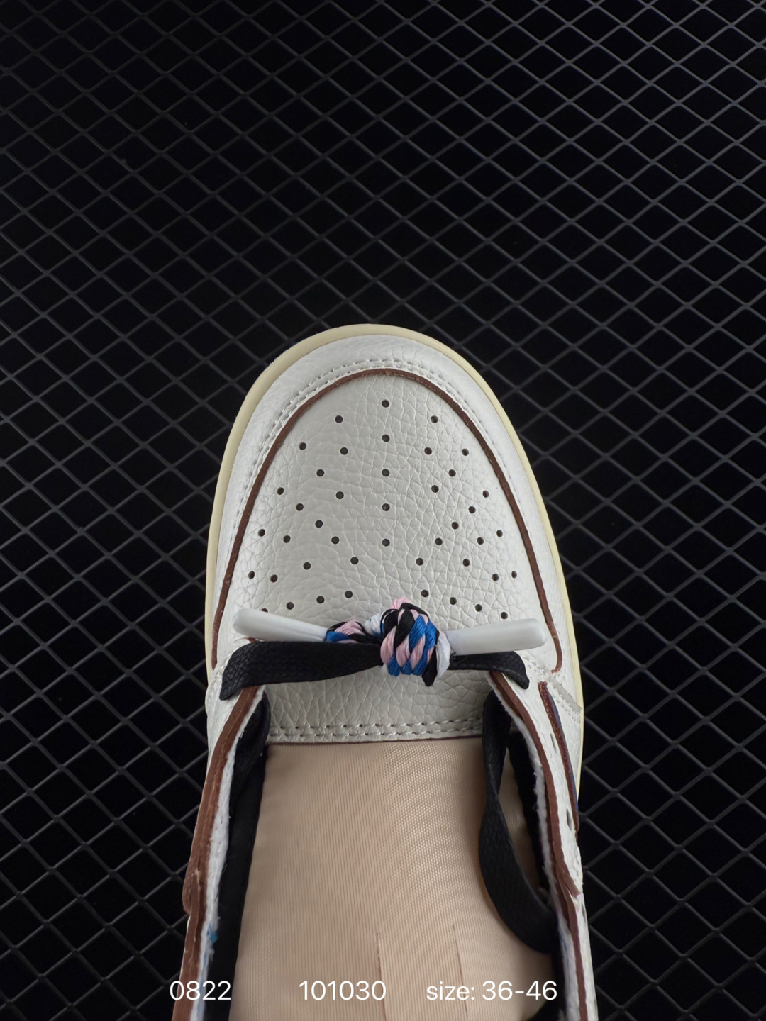 Travis Scott x Air Jordan 1 ” Reverse Mocha “